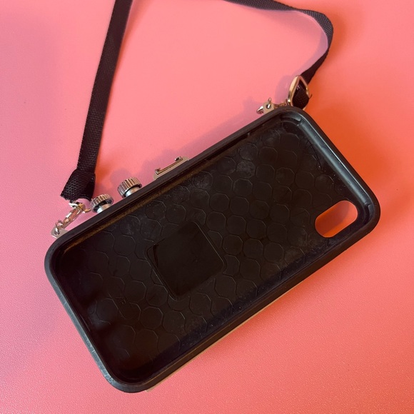 Emily In Paris “Vintage Camera” iPhone XR phone case - Picture 11 of 12